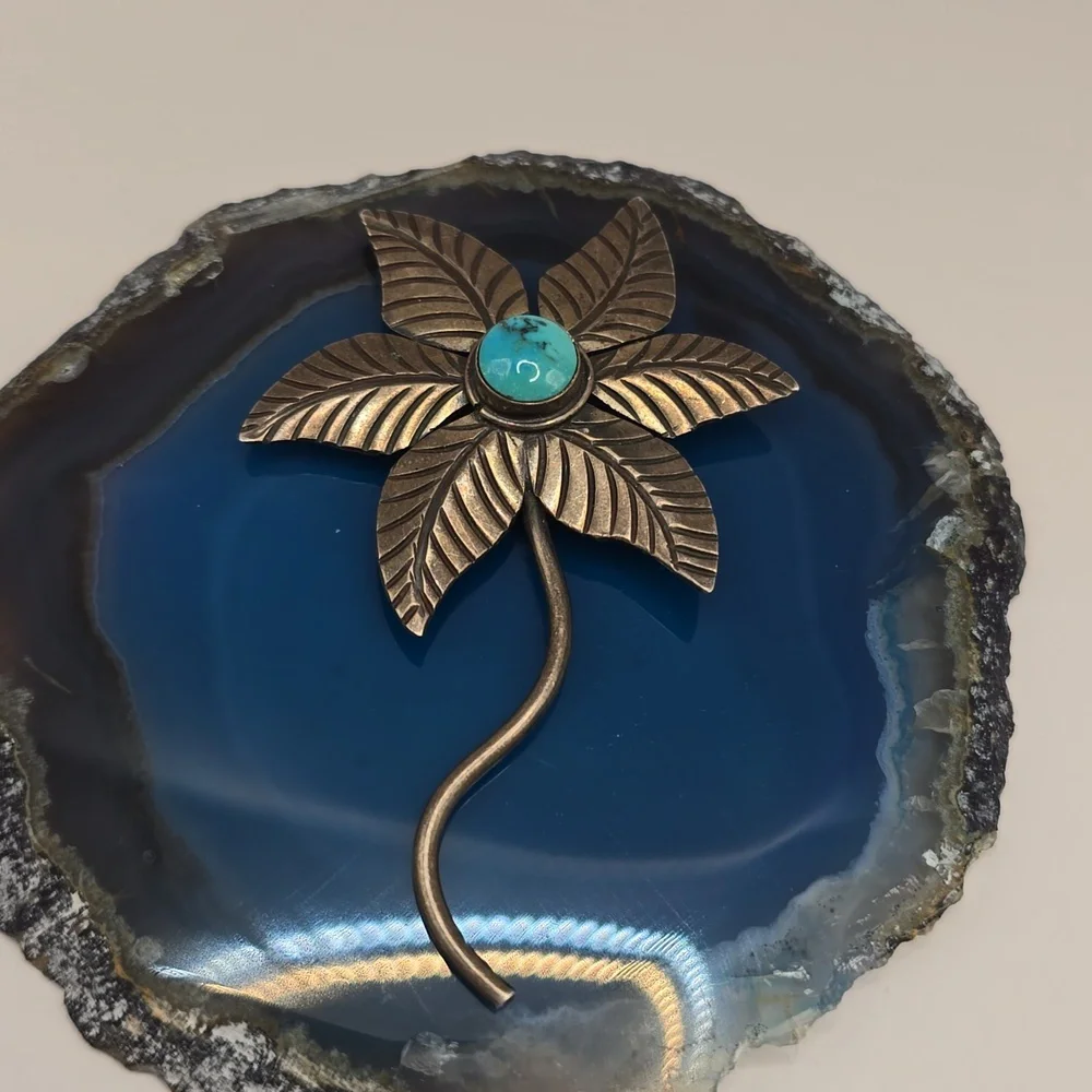Vintage Southwestern Native American Turquoise Silver Flower Brooch